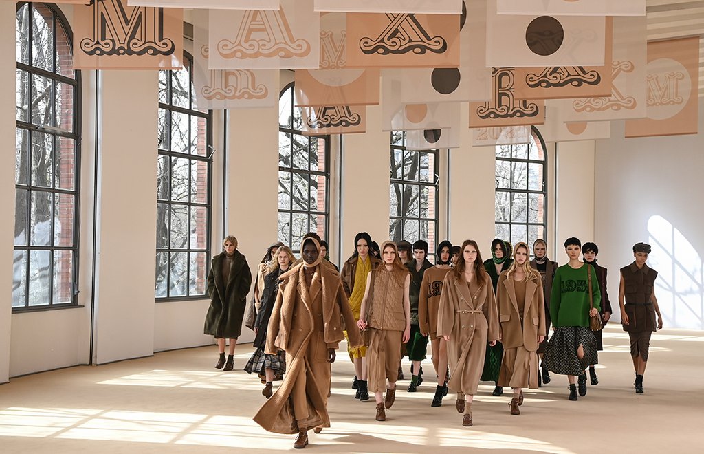 Max Mara celebra 70 años creando inspiradora belleza