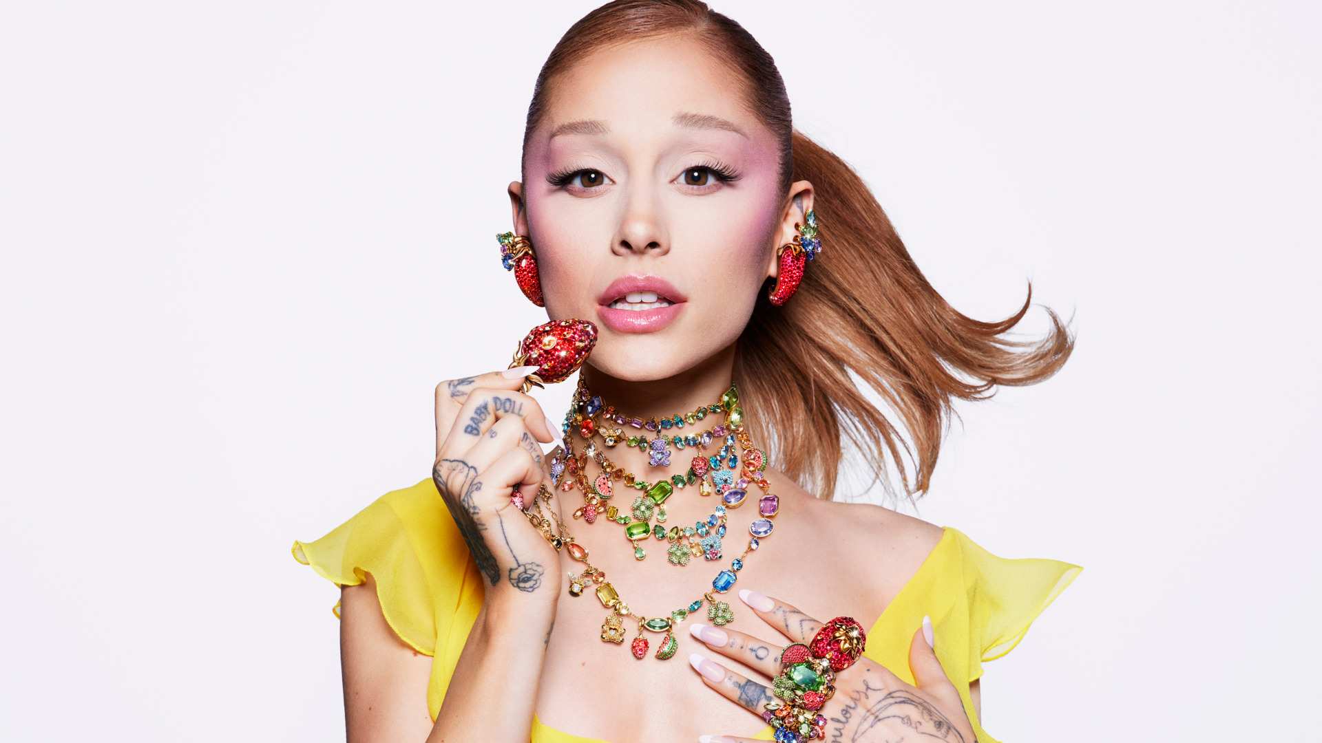 ariana grande swarovski summertime